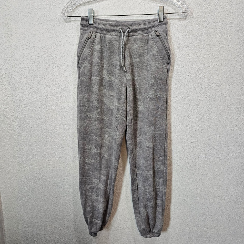 Athleta Girl Grey Camo Joggers Fleece Sweatpants Size M 8-10 Zip Pockets